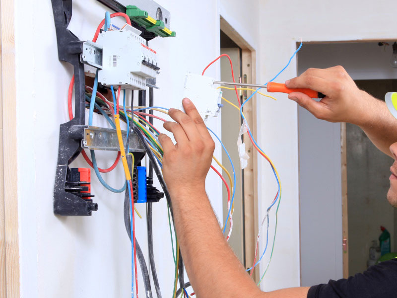 Empresa de reparaciones eléctricas Valencia profesional