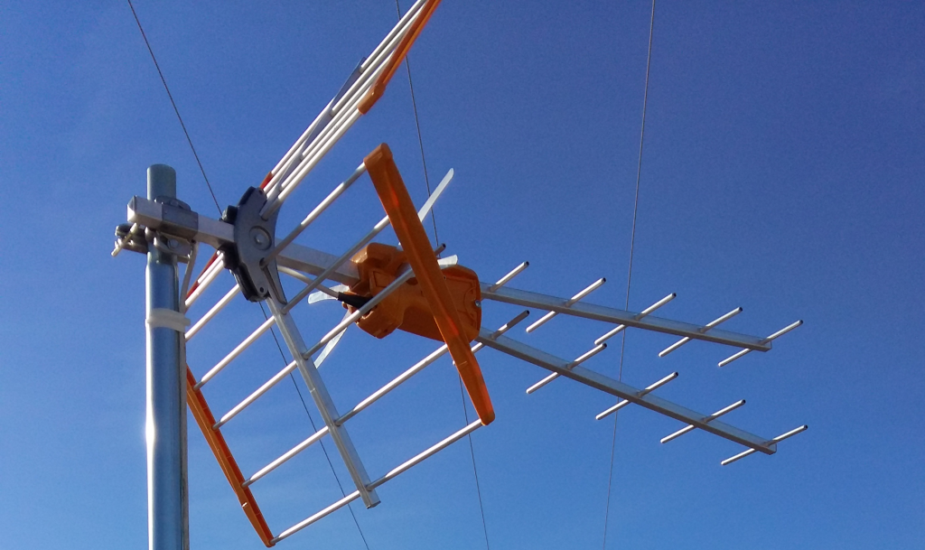 Somos una empresa con instalador de antenas Valencia